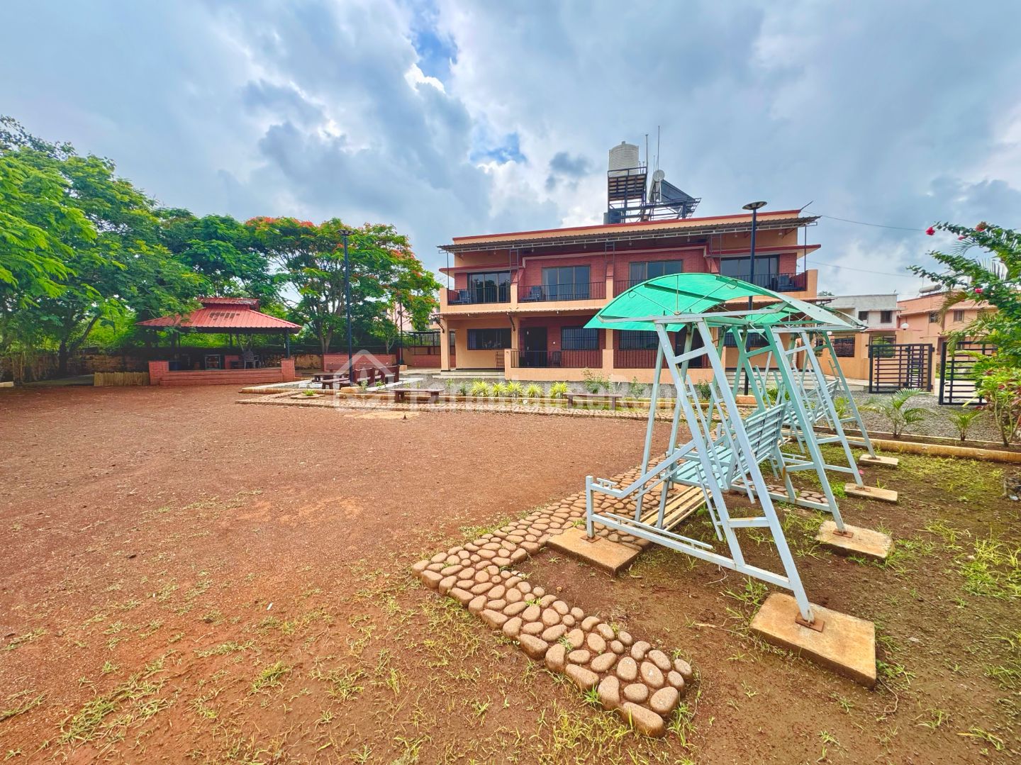Saputara Weekend Home