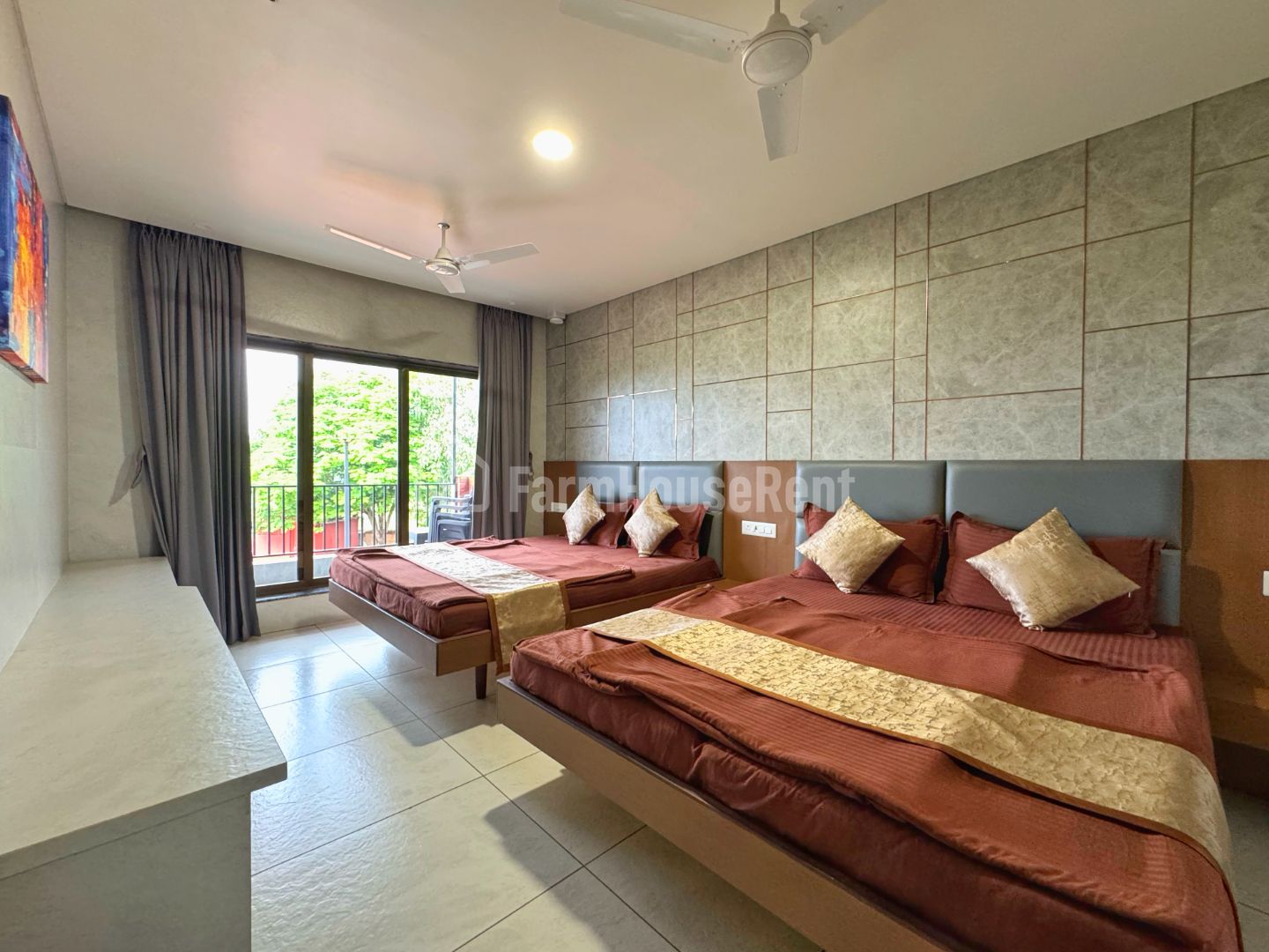 Saputara Weekend Home